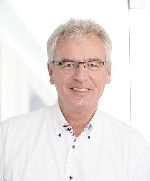 G. Dankert